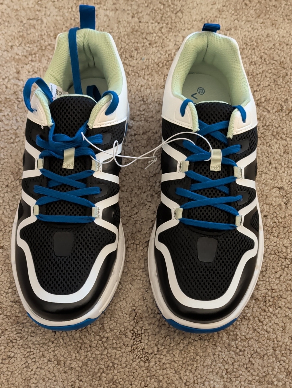 Men's Vively Black and Blue Athletic Sneakers